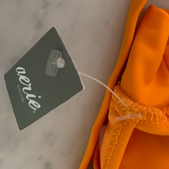 NWT aerie scoop bikini top size small - Picture 5 of 5